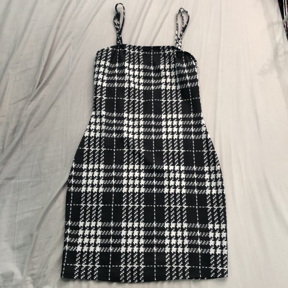 Plaid dress - Picture 4 of 8